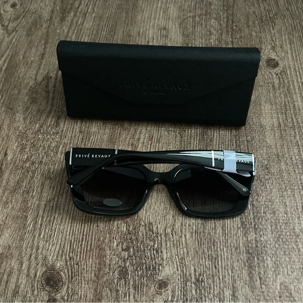 NWT Privé Revaux Sunglasses and Case
